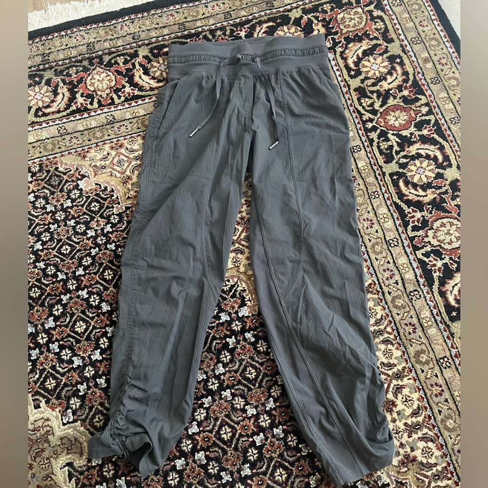 Lululemon Dance Studio Mid-Rise Cropped Pant